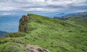 《八角笼中》拍摄地 竟藏着世界级美景