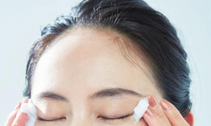 纠正洗脸方式，如何正确去除“氧化皮脂”？