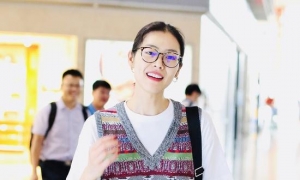 刘雯这件毛衣好神奇 看着看着就“真香”了