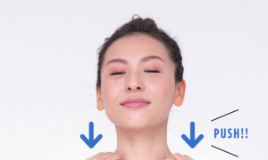 消除水肿和黑眼圈 让效果更明显的护肤按摩手法！